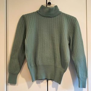 100% wool sweater